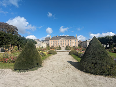 Mairie de Mortagne-au-Perche à Mortagne-au-Perche