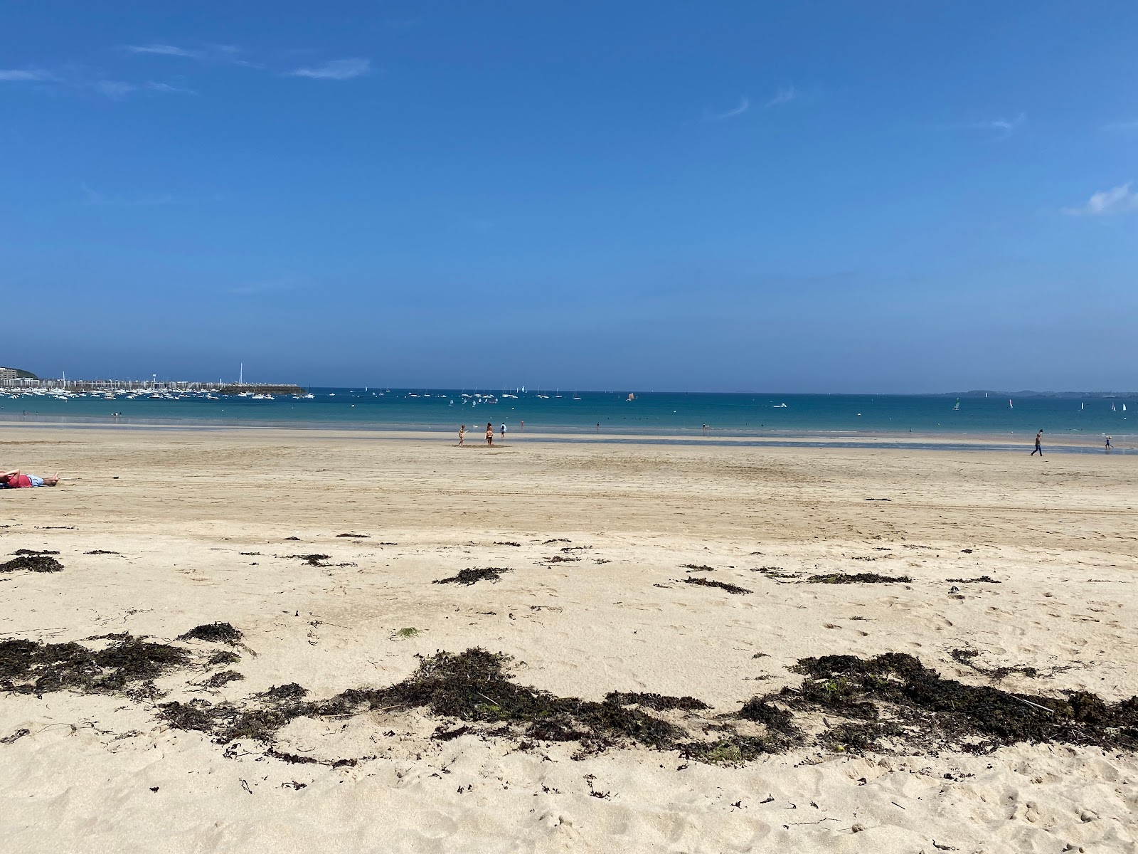 Grande Plage'in fotoğrafı ve yerleşim