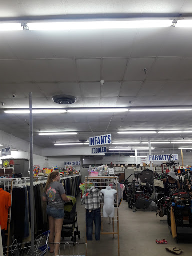 Thrift Store «Community Thrift Store», reviews and photos, 6015 Edgewater Dr, Orlando, FL 32810, USA