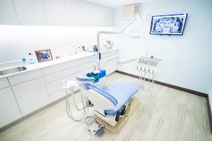 CJ Dental Care image