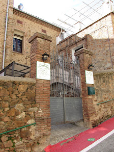 Institut Escola Cent Fonts Carrer Hort Nou, 0, 17403 Sant Hilari Sacalm, Girona, España