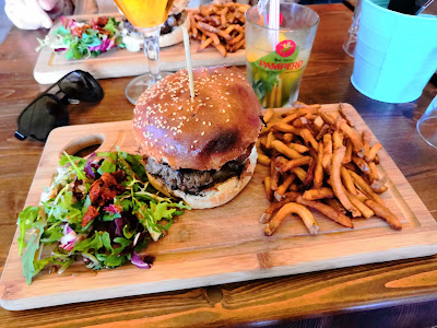Mojito Café - Restaurant & Bar sur le port de Hyères à Hyères