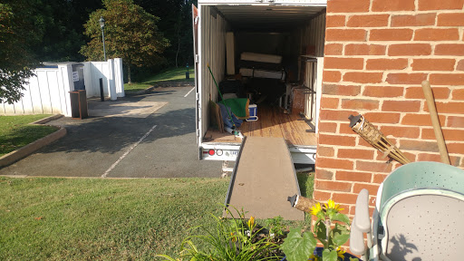 Moving Company «College Hunks Hauling Junk and Moving», reviews and photos, 819 Albemarle St, Charlottesville, VA 22903, USA