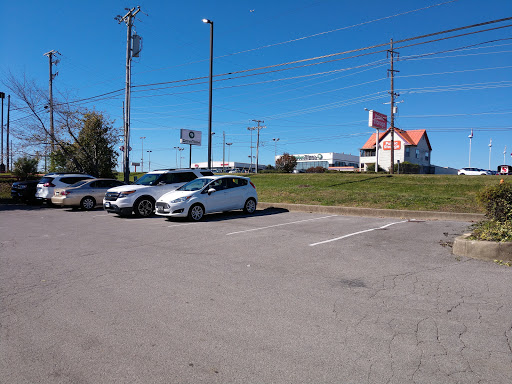 Auto Parts Store «Pep Boys Auto Parts & Service», reviews and photos, 1577 Gallatin Pike N, Madison, TN 37115, USA