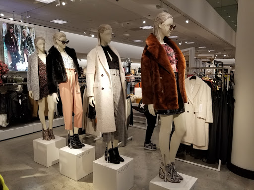 Clothing Store «Forever 21», reviews and photos, 396 E Sailer Dr, San Mateo, CA 94403, USA