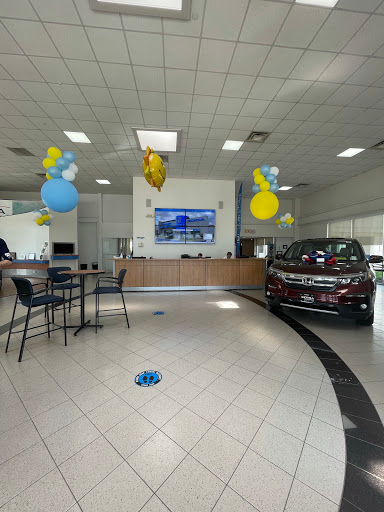 Honda Dealer «Honda BMW of Champaign», reviews and photos, 100 Burwash Ave, Savoy, IL 61874, USA