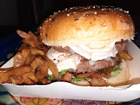 Plats et boissons du Restaurant Le Kari Burger - Snack à Sète - n°6