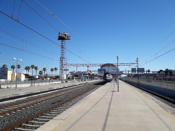 Estacion De Tren Bahia Sur