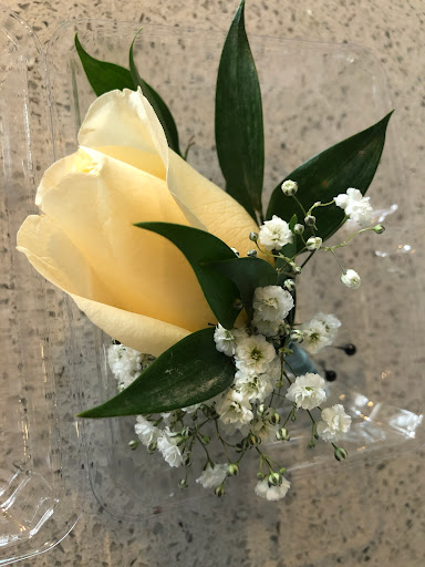 Florist «Yesterday Florists & Gifts», reviews and photos, 2548 Lapeer Rd #1, Auburn Hills, MI 48326, USA