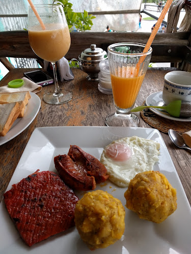 Opiniones de Dawn On The Amazon Café en Iquitos - Cafetería