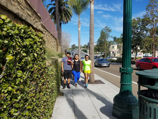 Shopping Mall «Moonlight Plaza Shopping Center», reviews and photos, 315 S Coast Hwy 101, Encinitas, CA 92024, USA