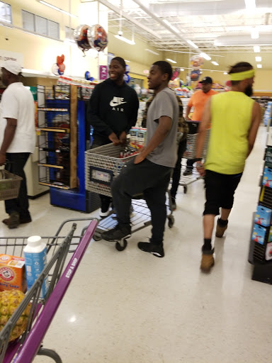 Grocery Store «Super Stop & Shop», reviews and photos, 801 Newark Ave, Elizabeth, NJ 07208, USA