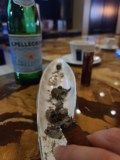 Cigar Shop «The Cigar Lounge», reviews and photos, 1710 Woodfield Rd, Schaumburg, IL 60173, USA