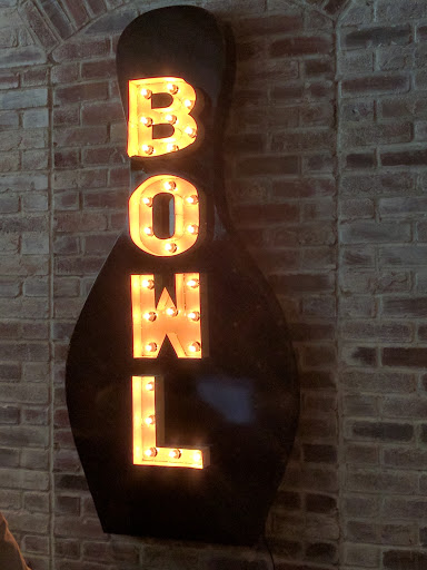 Bowling Alley «Bowl & Barrel», reviews and photos, 797 Sorella Ct Ste 118, Houston, TX 77024, USA