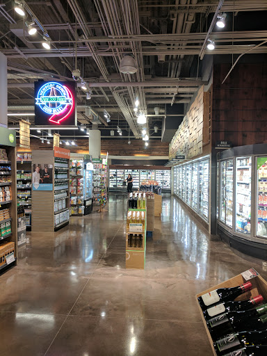 Grocery Store «Whole Foods Market», reviews and photos, 415 Newport Center Dr, Newport Beach, CA 92660, USA