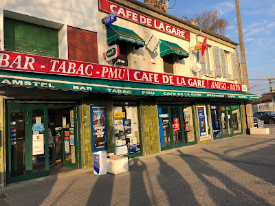 Café de la Gare à Persan