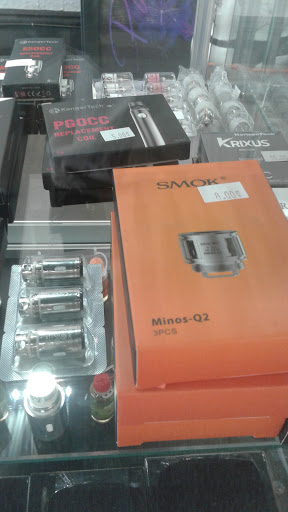 Tobacco Shop «E-Clouds Vape and Smoke Shop», reviews and photos, 1253 S Hacienda Blvd, Hacienda Heights, CA 91745, USA