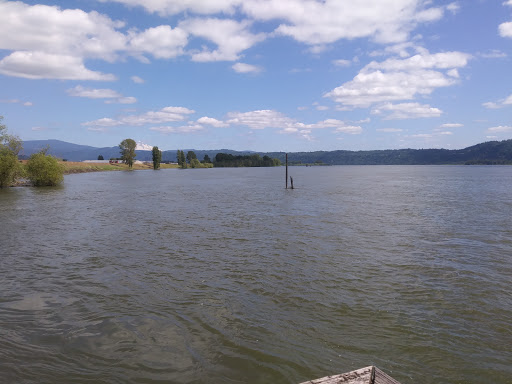 Clothing Store «Pendleton Washougal Mill Store», reviews and photos, 2 Pendleton Way, Washougal, WA 98671, USA