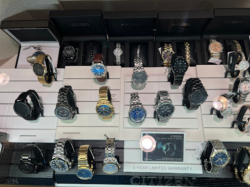 Jewelry Store «Zales –The Diamond Store», reviews and photos, 4801 Outer Loop, Louisville, KY 40219, USA