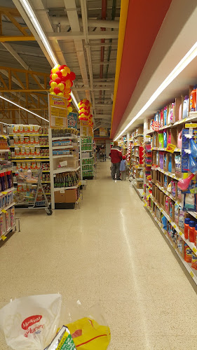 Akí Calderón - Supermercado