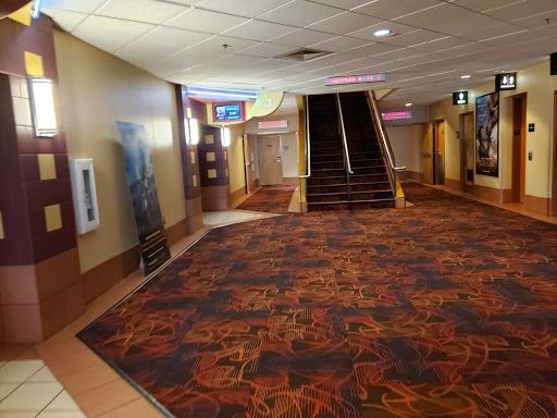 Movie Theater «Regal Cinemas Crocker Park 16 & IMAX», reviews and photos, 30147 Detroit Ave, Westlake, OH 44145, USA