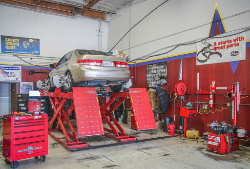 Auto Repair Shop «One Stop Smog & Auto Repair», reviews and photos, 917 N Market Blvd, Sacramento, CA 95834, USA