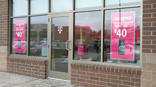 Cell Phone Store «T-Mobile», reviews and photos, 10700 France Ave S #108, Bloomington, MN 55431, USA