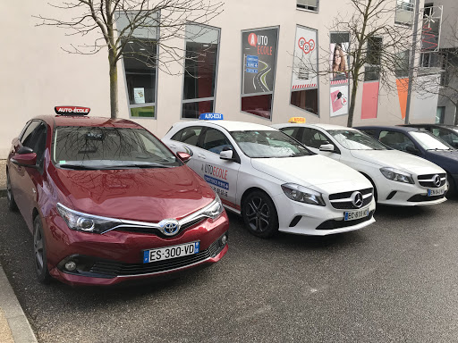 Auto-École Competence Permis à L'Isle-d'Abeau, Isère