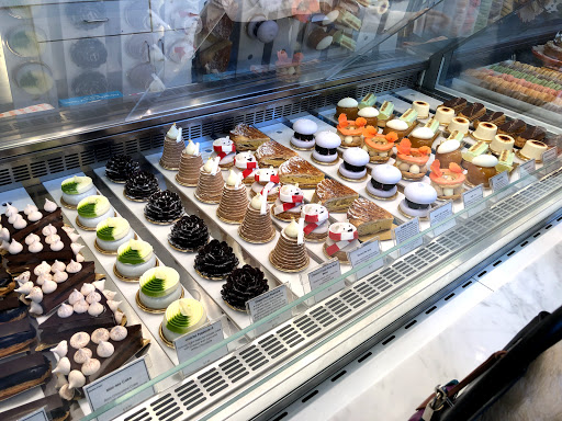 Shopping Mall «The Grove», reviews and photos, 189 The Grove Dr, Los Angeles, CA 90036, USA