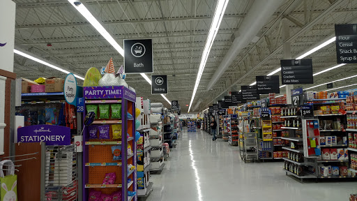 Discount Store «Walmart», reviews and photos, 120 Commercial Pkwy, Branford, CT 06405, USA