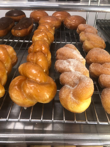 Donut Shop «Supreme Doughnut», reviews and photos, 1093 Foxworthy Ave, San Jose, CA 95118, USA