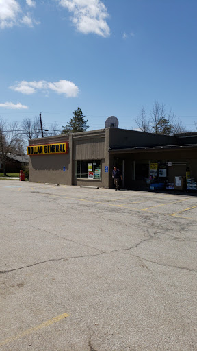 Discount Store «Dollar General», reviews and photos, 544 W College St, Oberlin, OH 44074, USA