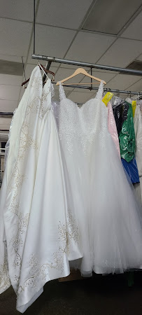 Kleen-N-Brite Cleaners - Photo 3 - Car repair in El Sobrante, CA, Vallejo