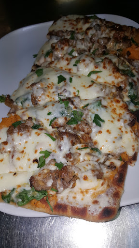 American Restaurant «The Spicy Green Bean», reviews and photos, 225 Hebron Ave, Glastonbury, CT 06033, USA