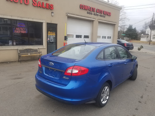 Used Car Dealer «Oakland Auto Sales», reviews and photos, 214 Tremont St, Taunton, MA 02780, USA