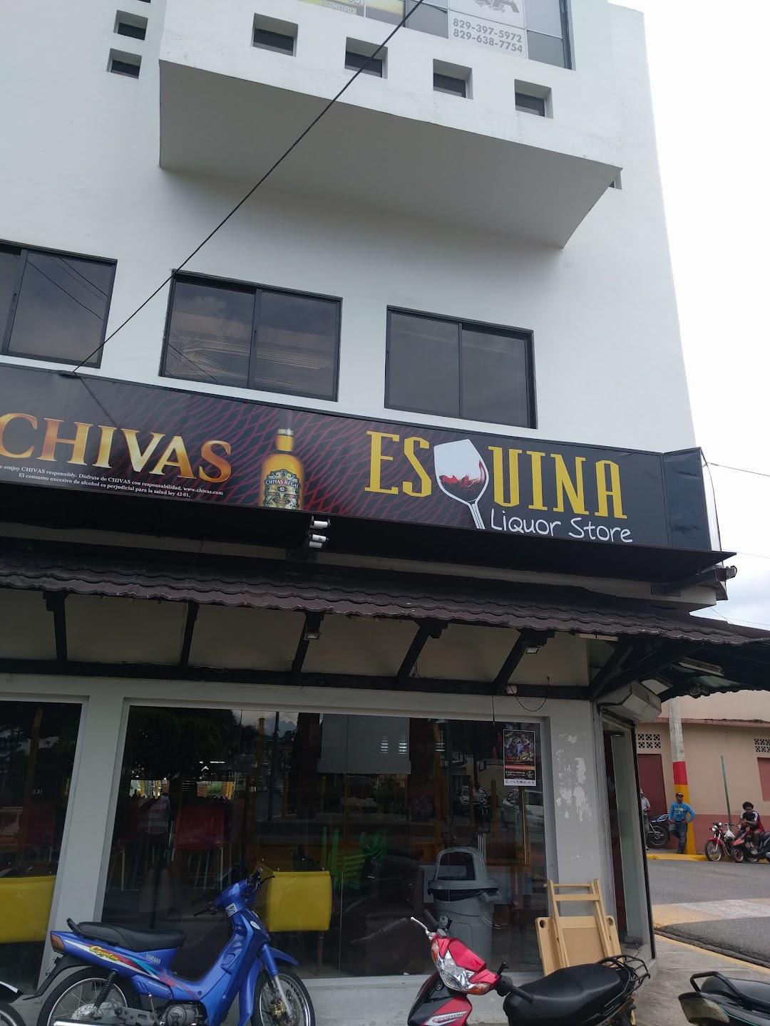 La Esquina Liquor Store