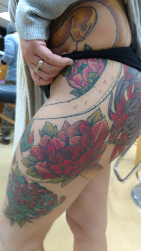 Body Piercing Shop «House Of Ink Tattoos», reviews and photos, 1000 N Rand Rd, Wauconda, IL 60084, USA