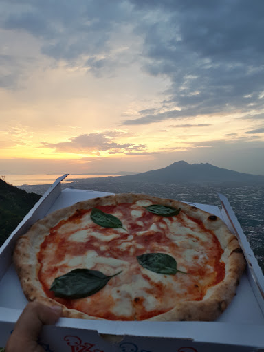 La Violetta dei fratelli Ruocco in Tramonti, Provincia di Salerno