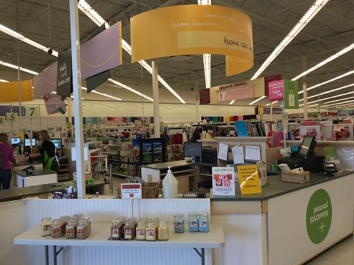 Fabric Store «Jo-Ann Fabrics and Crafts», reviews and photos, 1601 Fall River Dr, Loveland, CO 80537, USA