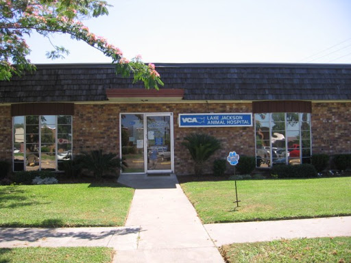 210 That Way, Lake Jackson, TX 77566, USA