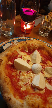 Pizza du Restaurant italien Tradizione Gastronomica Italiana by GustoMassimo Paris depuis 2010 - n°18
