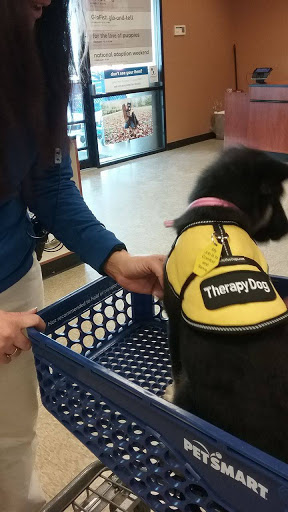 Pet Supply Store «PetSmart», reviews and photos, 4327 Genesee Valley Plaza, Geneseo, NY 14454, USA