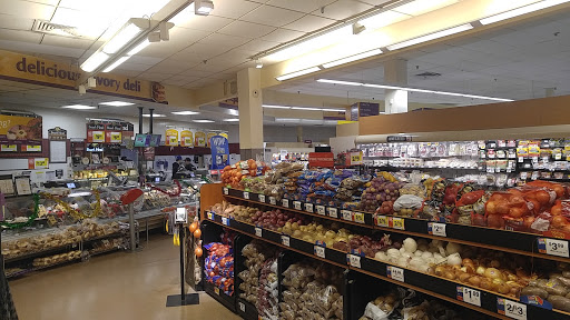 Grocery Store «Stop & Shop», reviews and photos, 64-66 Myrtle Ave, Ridgewood, NY 11385, USA