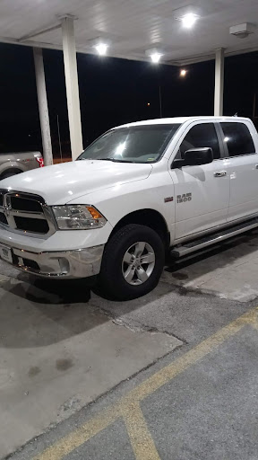 Used Car Dealer «Never Say No Auto», reviews and photos, 1418 N Glenstone Ave, Springfield, MO 65802, USA