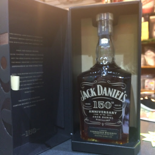 Wine Store «Atlantic Liquors», reviews and photos, 19108 Coastal Hwy # 1, Rehoboth Beach, DE 19971, USA