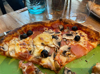 Plats et boissons du Pizzeria RED’S PIZZA à Cesson - n°3