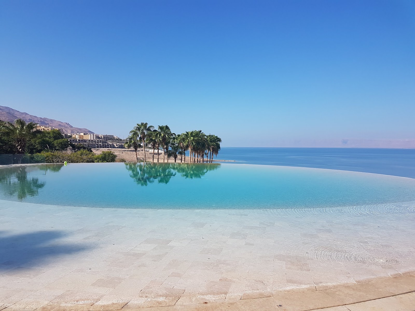 Fotografie cu Dead Sea Beach și așezarea