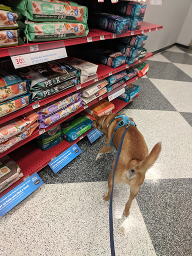 Pet Supply Store «Petco Animal Supplies», reviews and photos, 6612 Richmond Hwy, Alexandria, VA 22306, USA