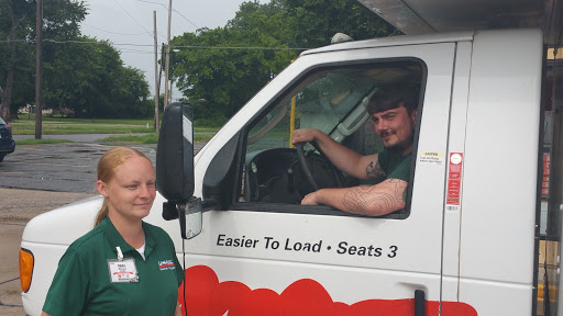 Truck Rental Agency «U-Haul of North Little Rock», reviews and photos, 601 N Cypress St, North Little Rock, AR 72114, USA