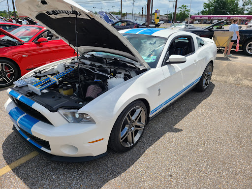 Ford Dealer «Hollingsworth Richards Ford», reviews and photos, 7787 Florida Blvd, Baton Rouge, LA 70806, USA